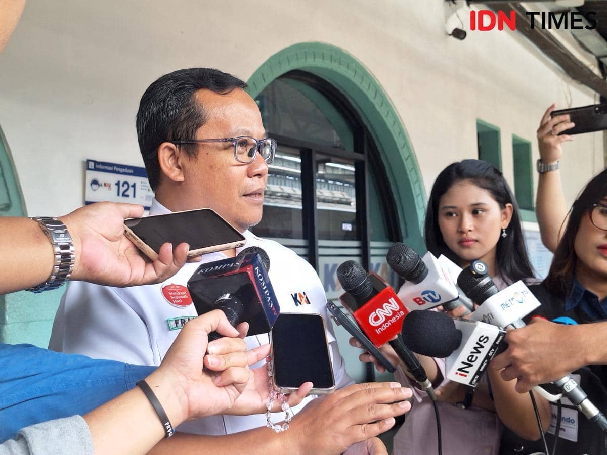Manager Humas KAI Daop 1 Jakarta Franoto Wibowo (IDN Times/Lia Hutasoit) 