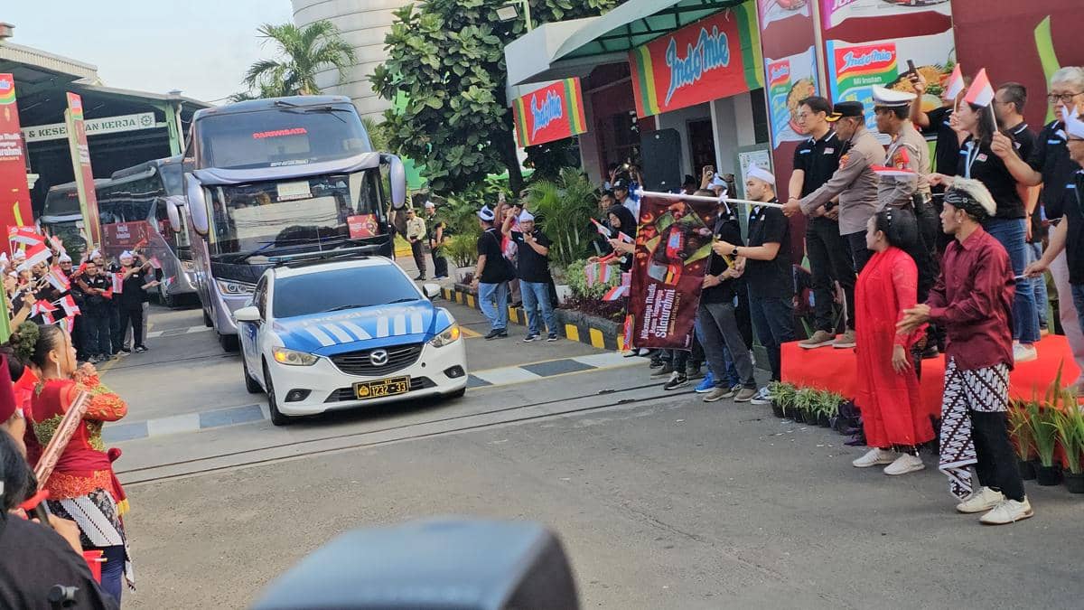 Cerita Pegawai Warmindo di Tangerang Rela Estafet Demi Mudik Gratis (IDN Times/Muhamad Iqbal)