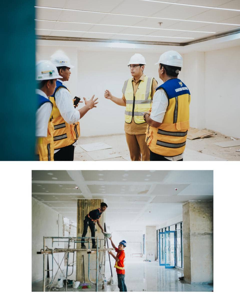 Wali Kota Medan Rico Waas saat memantau progres renovasi Stadion Teladan, Selasa (17/3/2026) (dok.Tim Media Rico Waas)