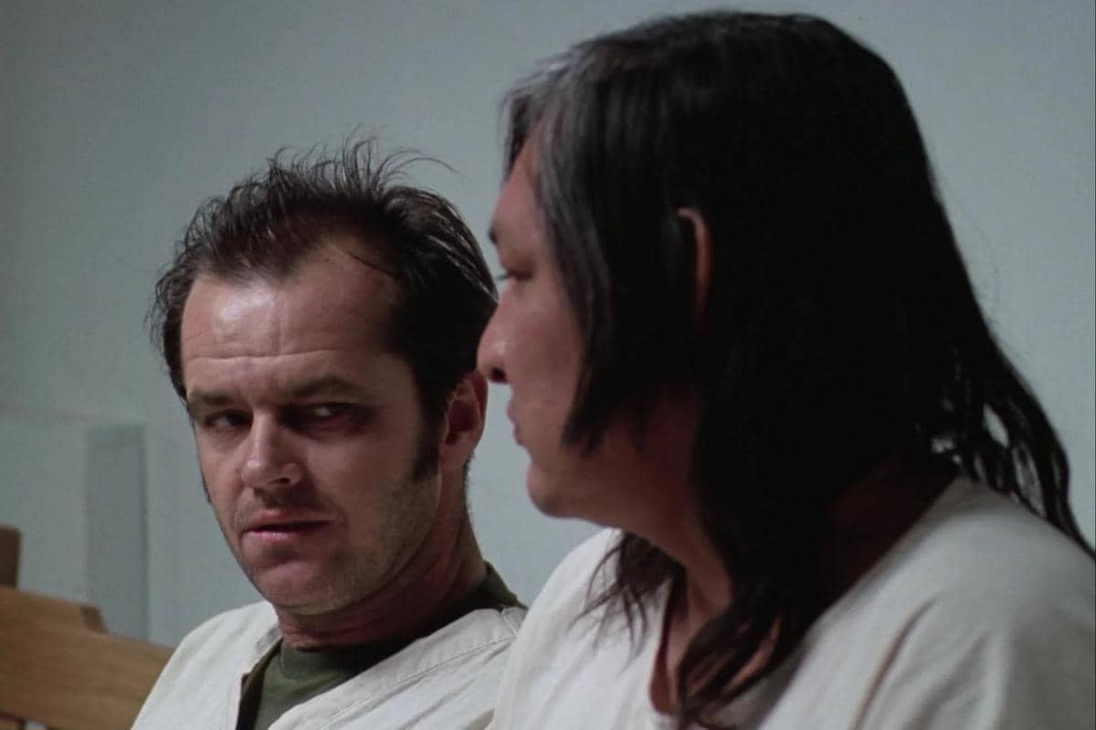 cuplikan adegan dalam film One Flew Over the Cuckoo's Nest