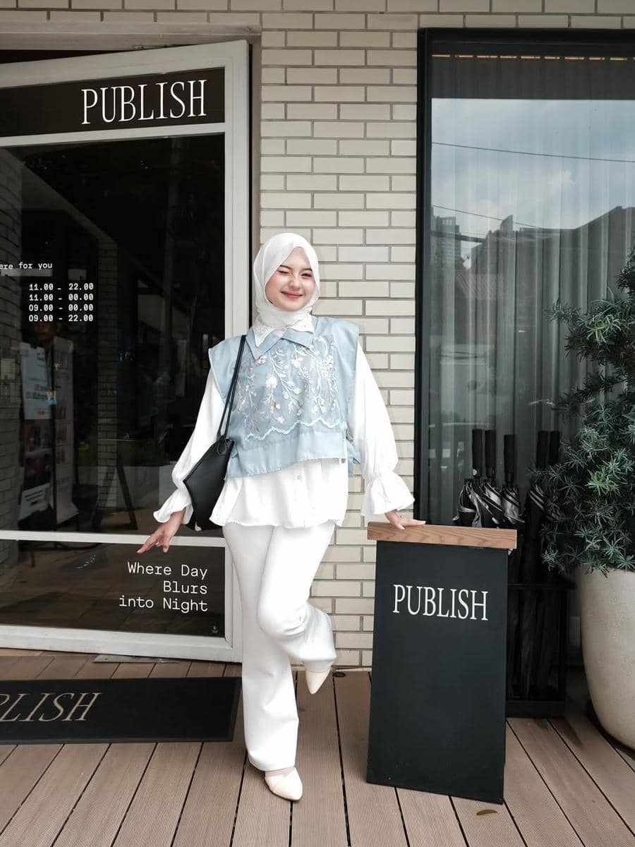 inspirasi OOTD ala Siska Amera