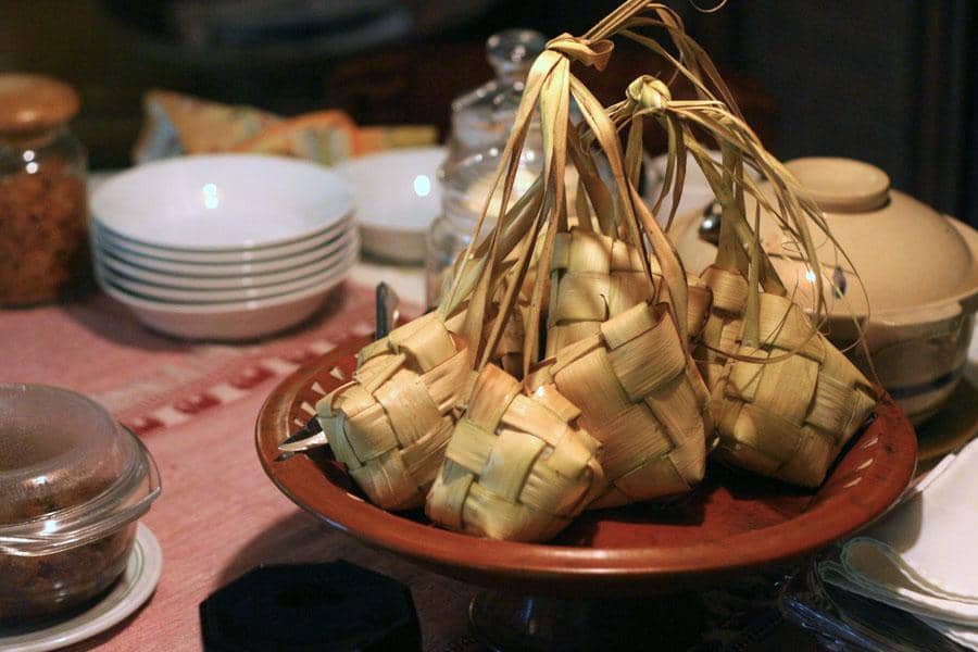 5 Tips Simpan Ketupat Lebaran agar Tidak Cepat Basi, Tetap Enak!