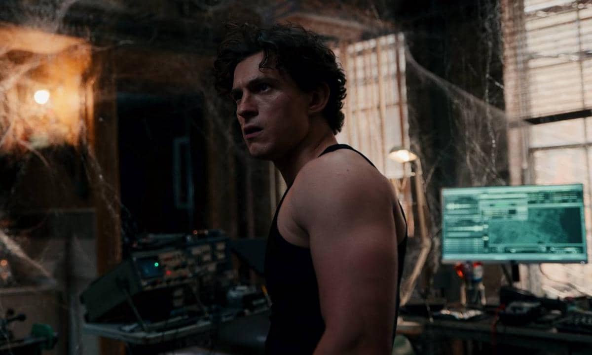 Transformasi menjadi Man-Spider (body horror Spider-Man).jpeg