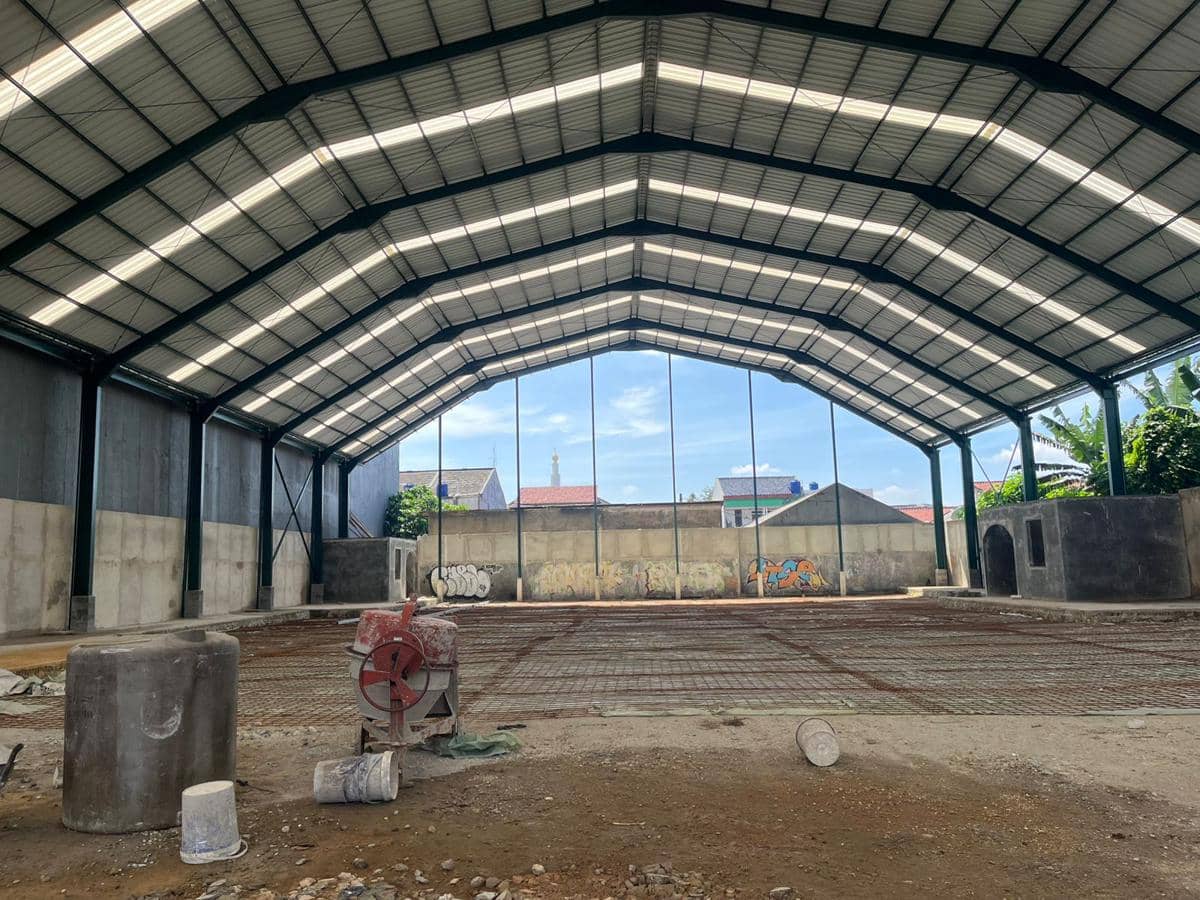 Pemkot Jakarta Selatan segel lapangan padel tak berizin di Jagakarsa