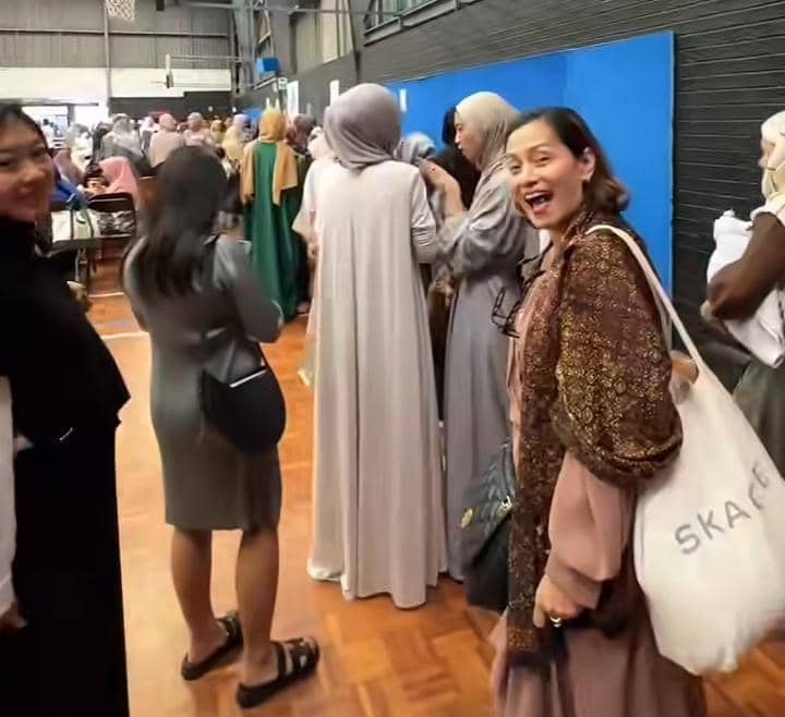 potret Rini Yulianti lebaran 2026 di Sydney