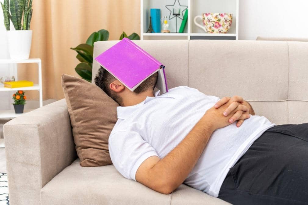 4 Tips Atasi Badan Pegal-Pegal setelah Silaturahmi Lebaran Seharian