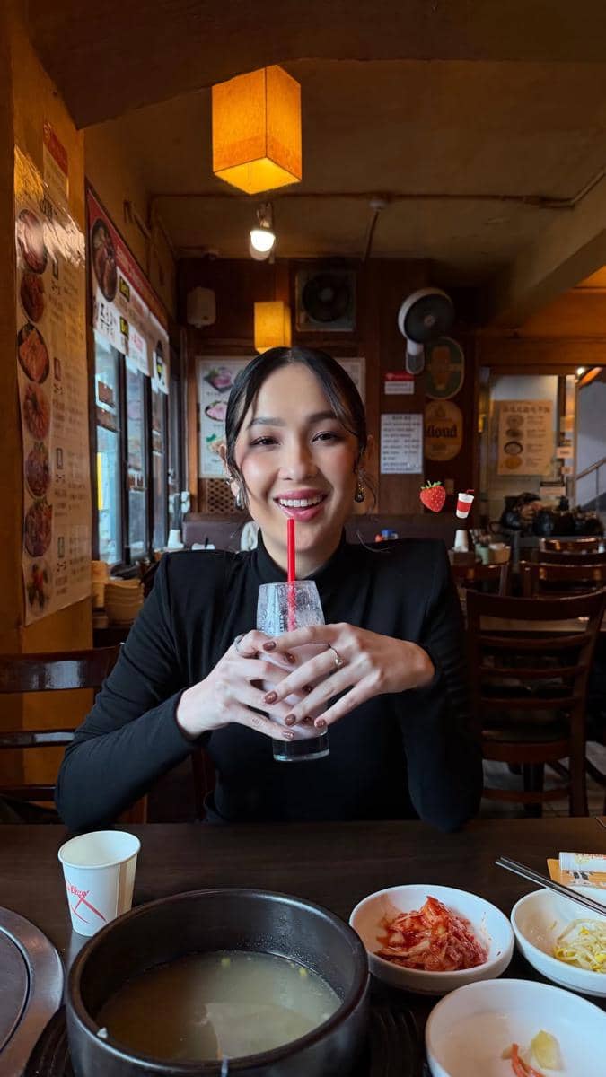 Agatha Pricilla ke Korea Selatan untuk nonton konser BTS