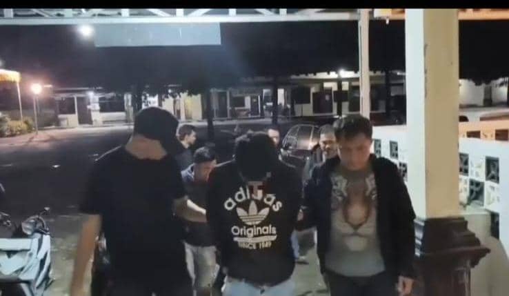 Tagih Pinjaman ke Nasabah, Karyawan Wanita Bank Mekar Dianiaya