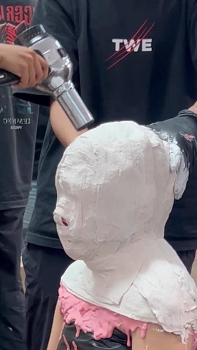 Totalitas Prilly Latuconsina rela makeup prostetik demi syuting Danur