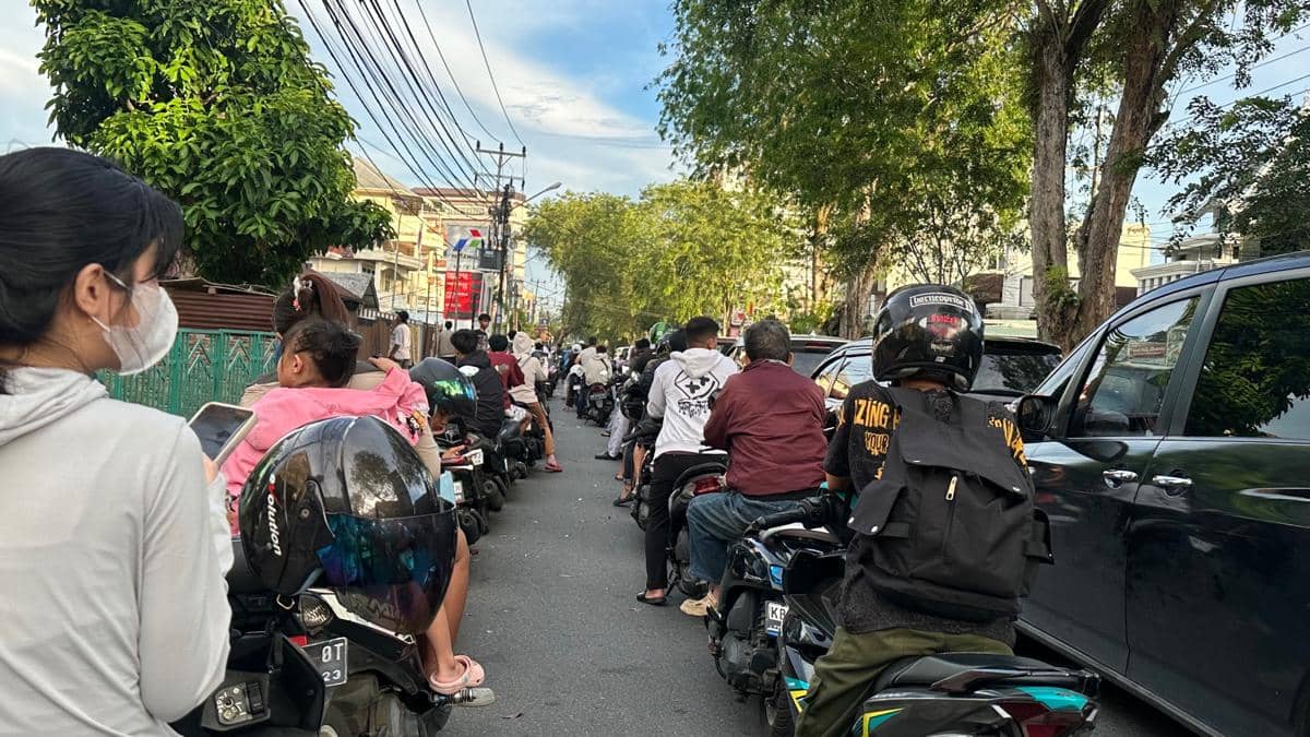 Antrean Panjang, Gubernur Kalbar Minta SPBU Tak Aktif segera Beroperasi