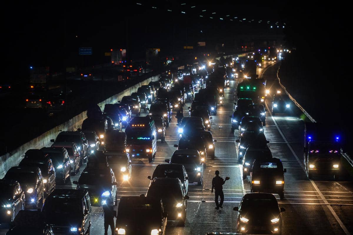 Arus mudik 2026 di Tol Cikupa Tangerang 