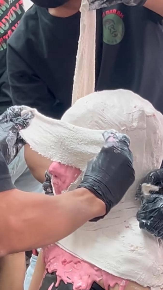 Totalitas Prilly Latuconsina rela makeup prostetik demi syuting Danur