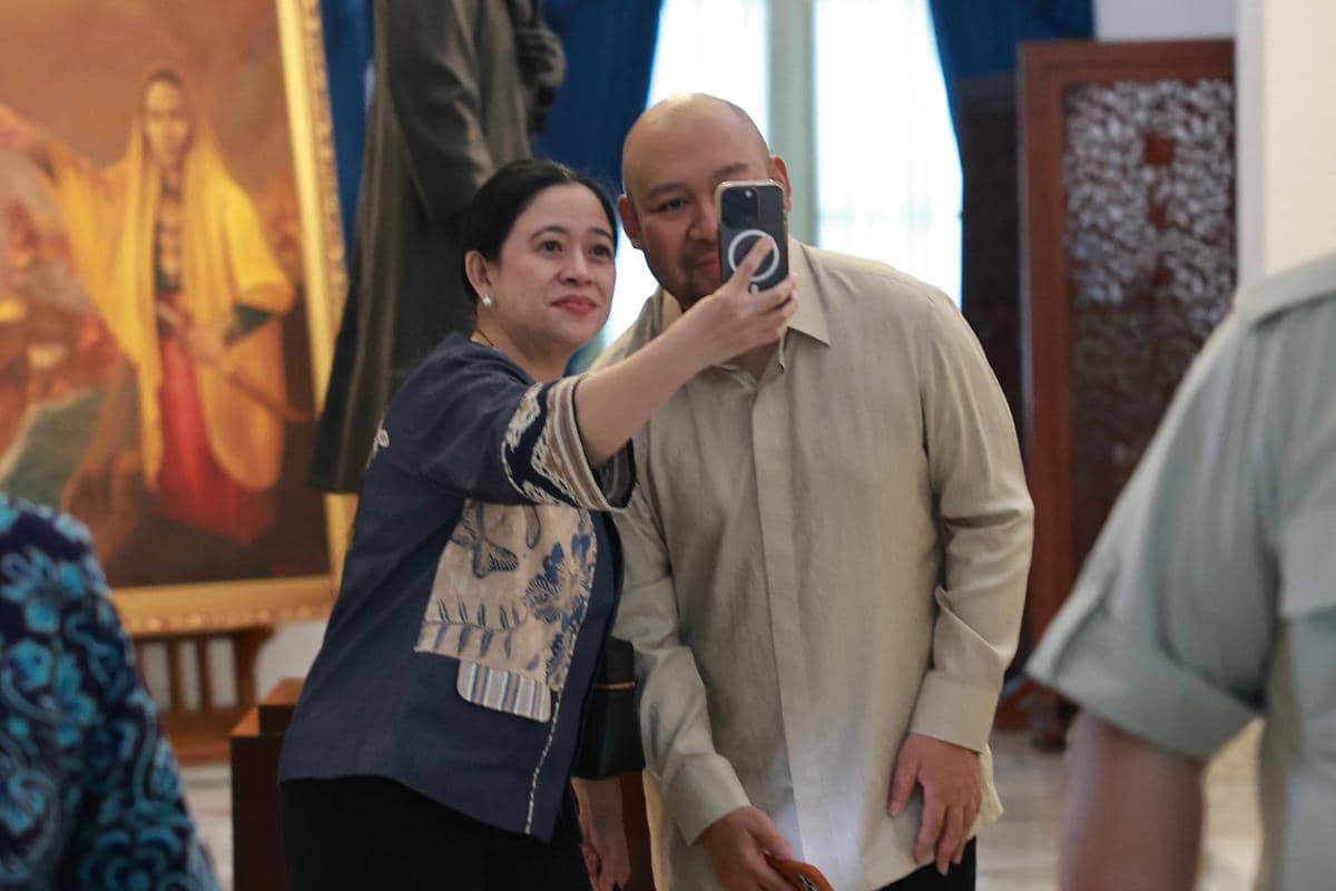 Putri Megawati, Puan Maharani dan putra Presiden Prabowo berfoto bersama Ragowo Hediprasetyo Djojohadikusumo atau Didit Prabowo (dok. Tim Media Prabowo)