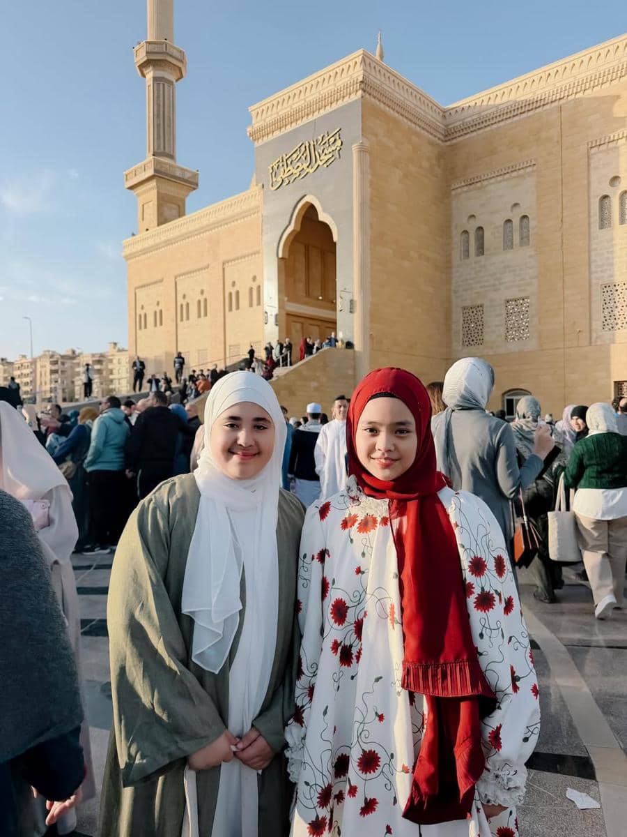 Keluarga Oki Setiana Dewi rayakan Idulfitri 1447 H di Mesir