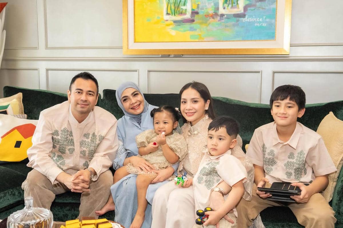 Lebaran Raffi dan Nagita, Perdana Bareng Baby Muhammad (instagram.com/raffinagita1717)