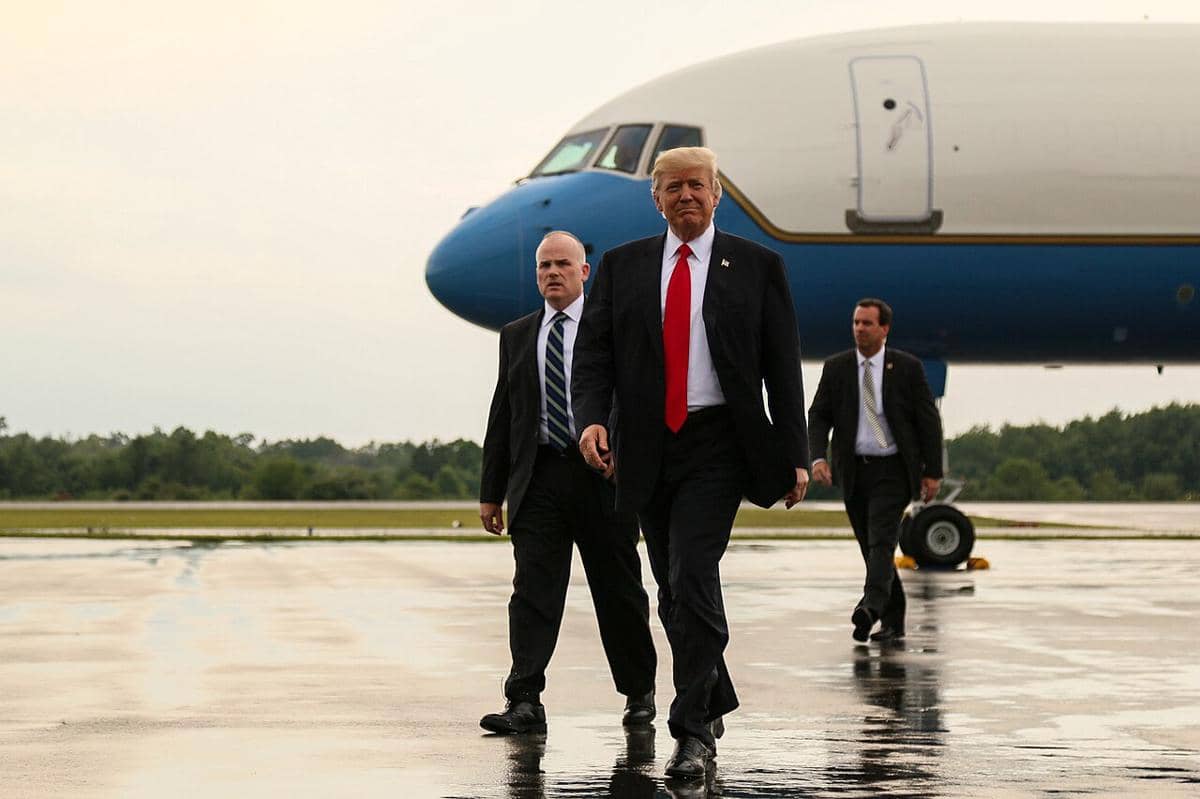 Trump Buka Opsi Akhiri Perang dengan Iran, Tolak Gencatan Senjata