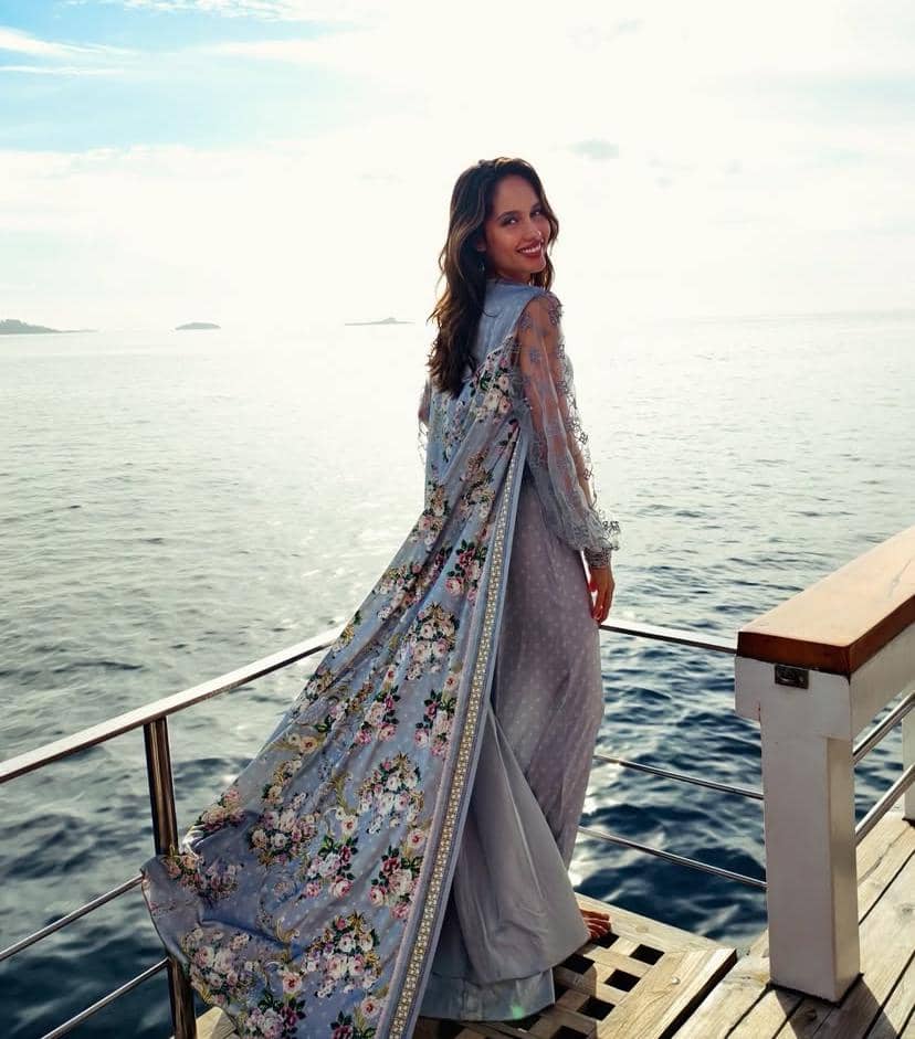 momen Lebaran Cinta Laura di Raja Ampat