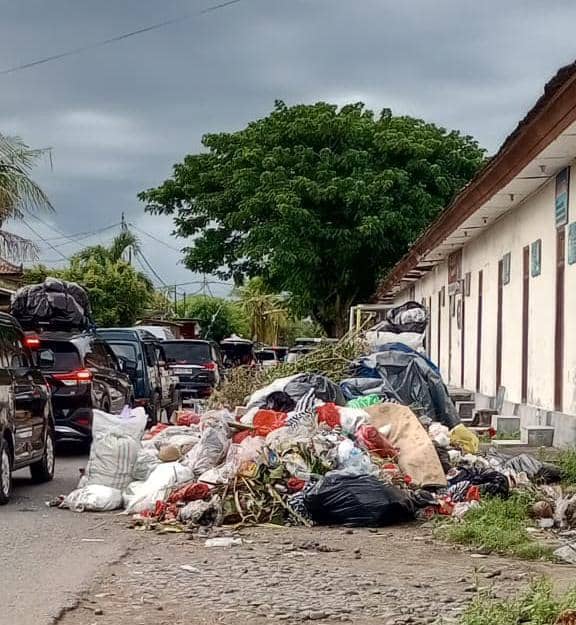 Sampah Terkumpul di Jalur Mudik ke Pelabuhan Gilimanuk Capai 3,5 Ton