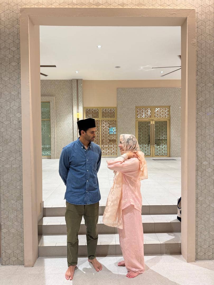 Pevita Pearce menjalani Ramadan serta Idul Fitri tahun 2026 ini di negara asal suaminya yakni Malaysia