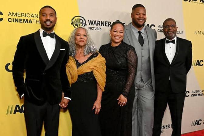 Michael B. Jordan dan keluarganya 