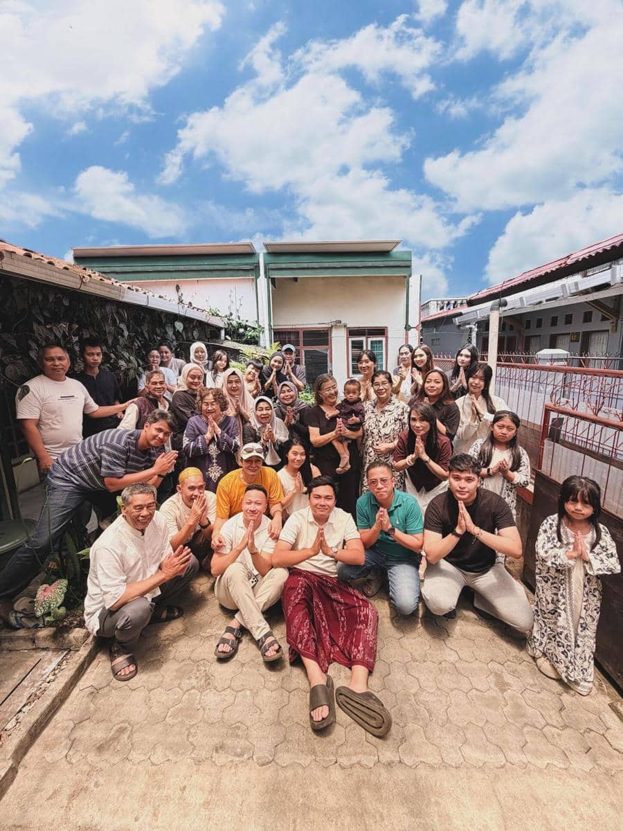 Artis Kumpul Keluarga Besar di Hari Lebaran