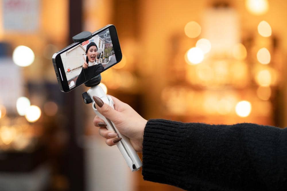 ilustrasi merekam video 