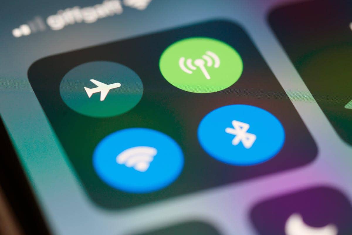 ilustrasi mode pesawat