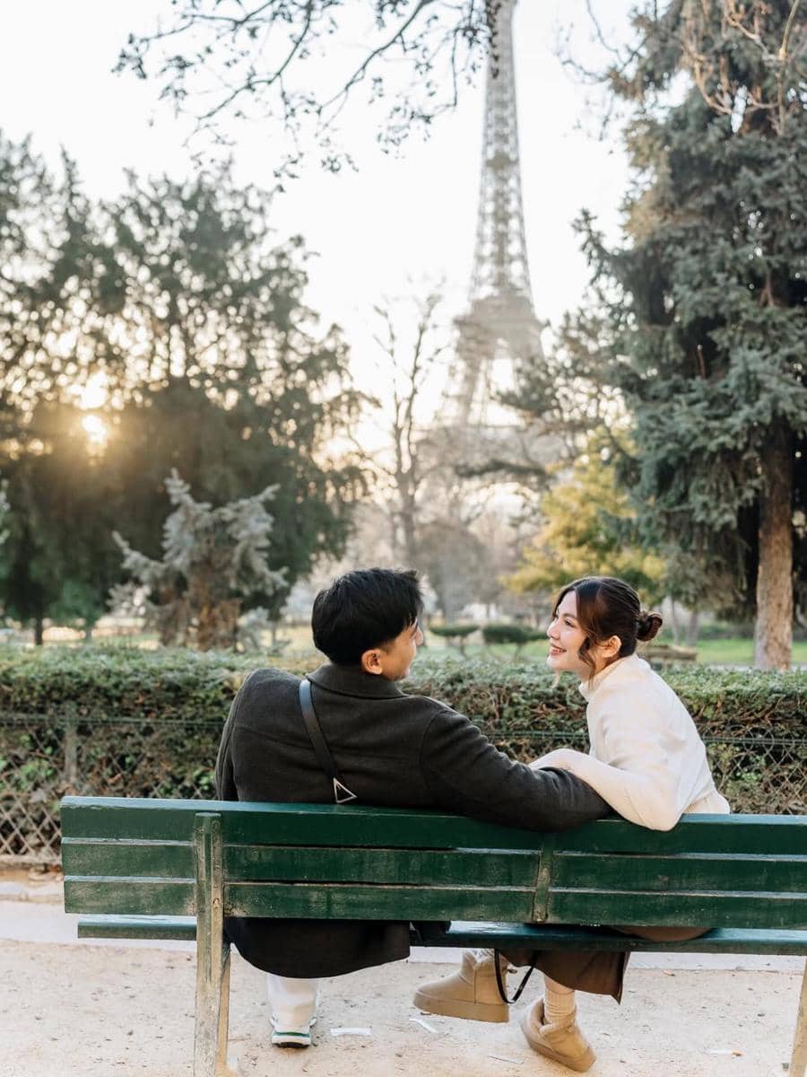 Photoshoot Harris Vriza dan Haviza di Paris