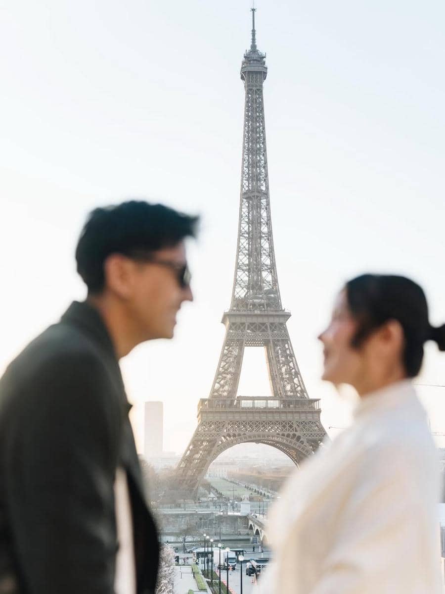 Photoshoot Harris Vriza dan Haviza di Paris