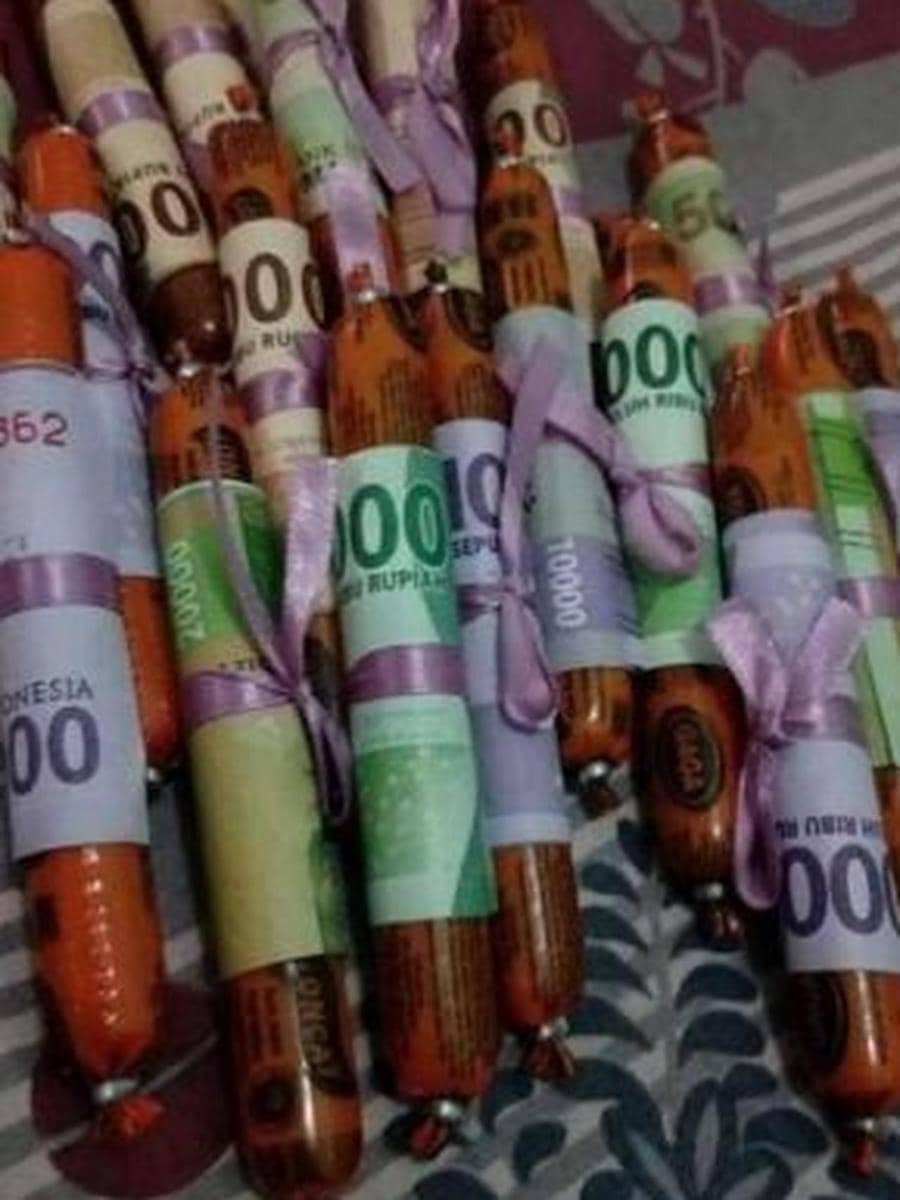 potret kocak amplop THR gak umum