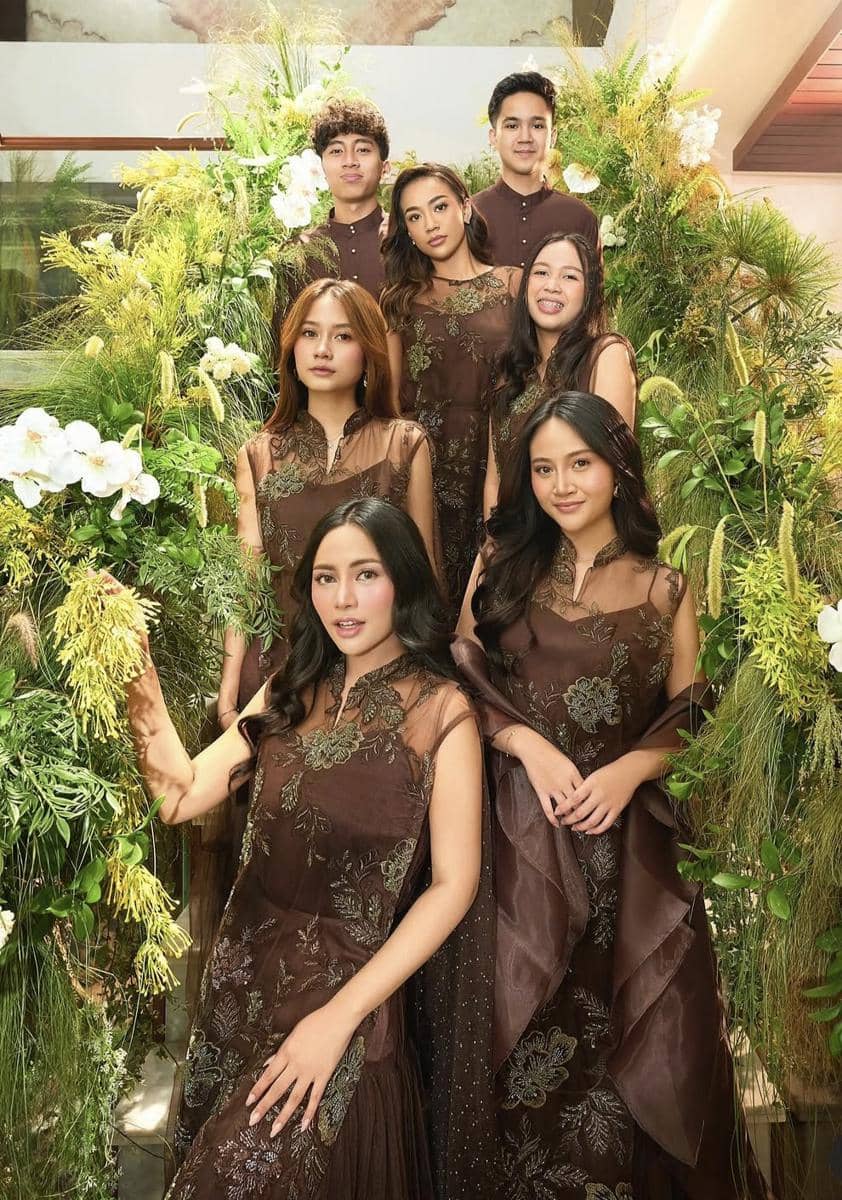 Dekor rumah artis Lebaran 2026 (instagram.com/rachelvennya)