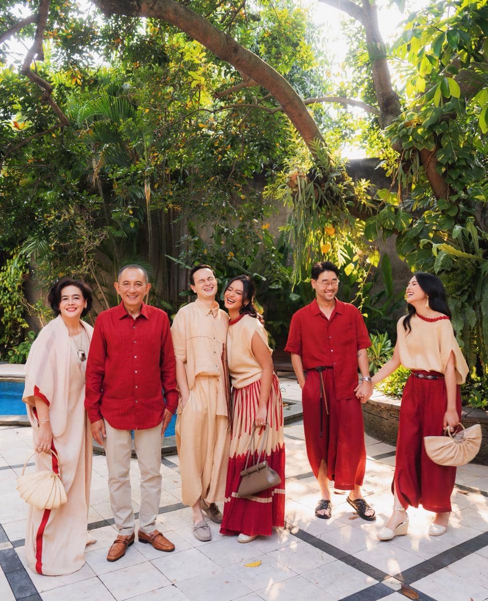 gaya artis dan keluarga di lebaran hari kedua