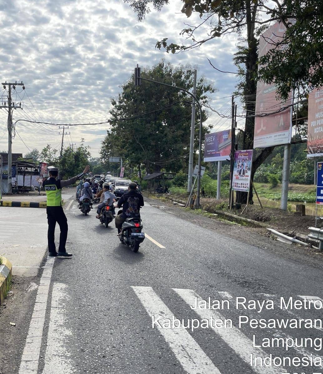 dari-pintu-tol-hingga-keamanan-terjaga-pos-pam-exit-tol-bho-tunjukkan-kesiapsiagaan-tanpa-henti-di-h-2-lebaran.jpg