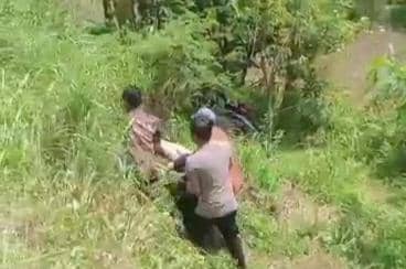 Pasutri Magetan Tewas Usai Motor Terjun ke Jurang di Madiun