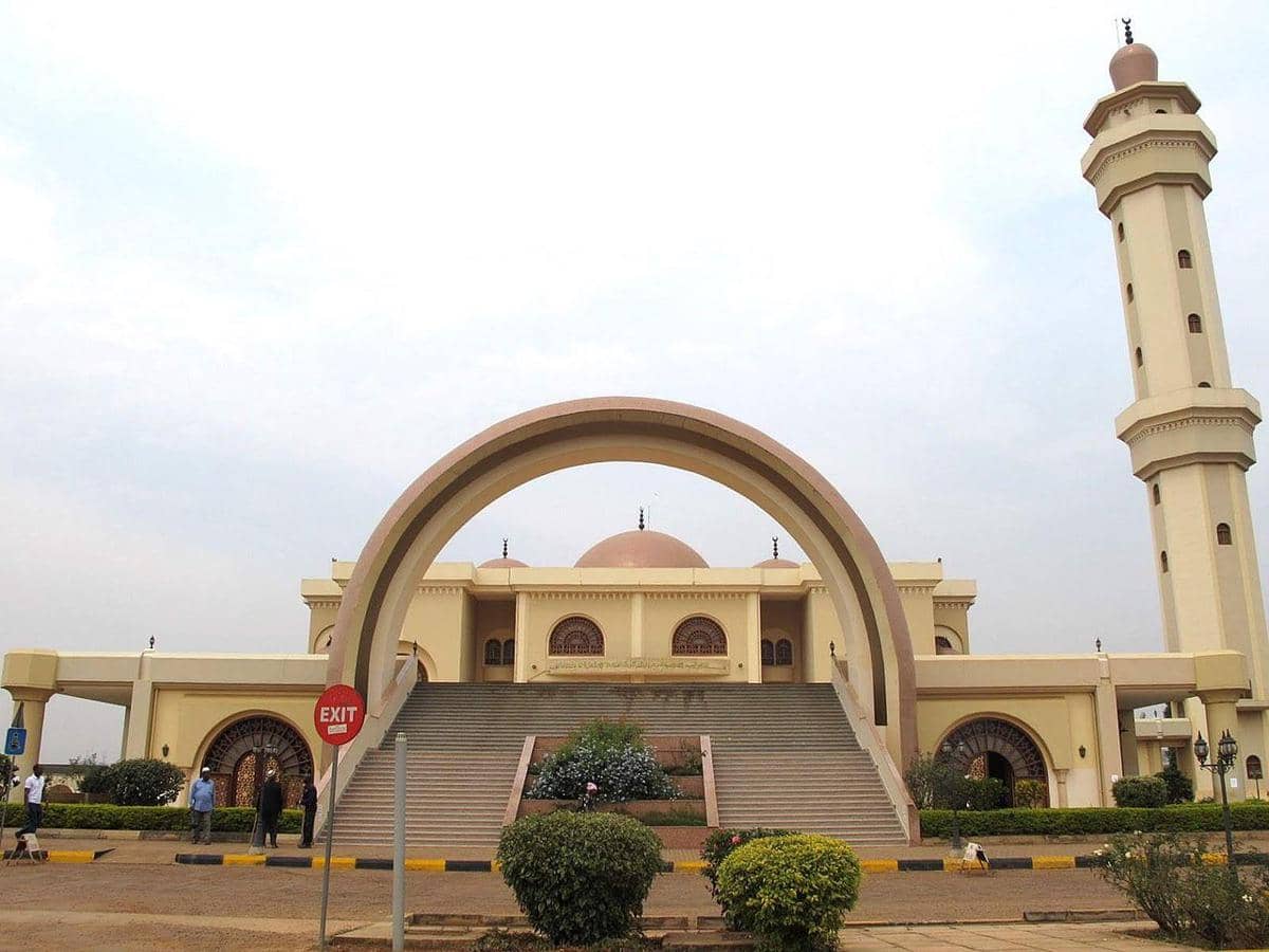 Pemandangan dari depan Masjid Nasional Uganda.