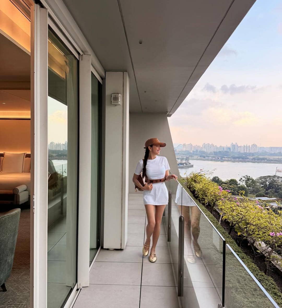 Mix and Match White Outfit ala Angel Karamoy