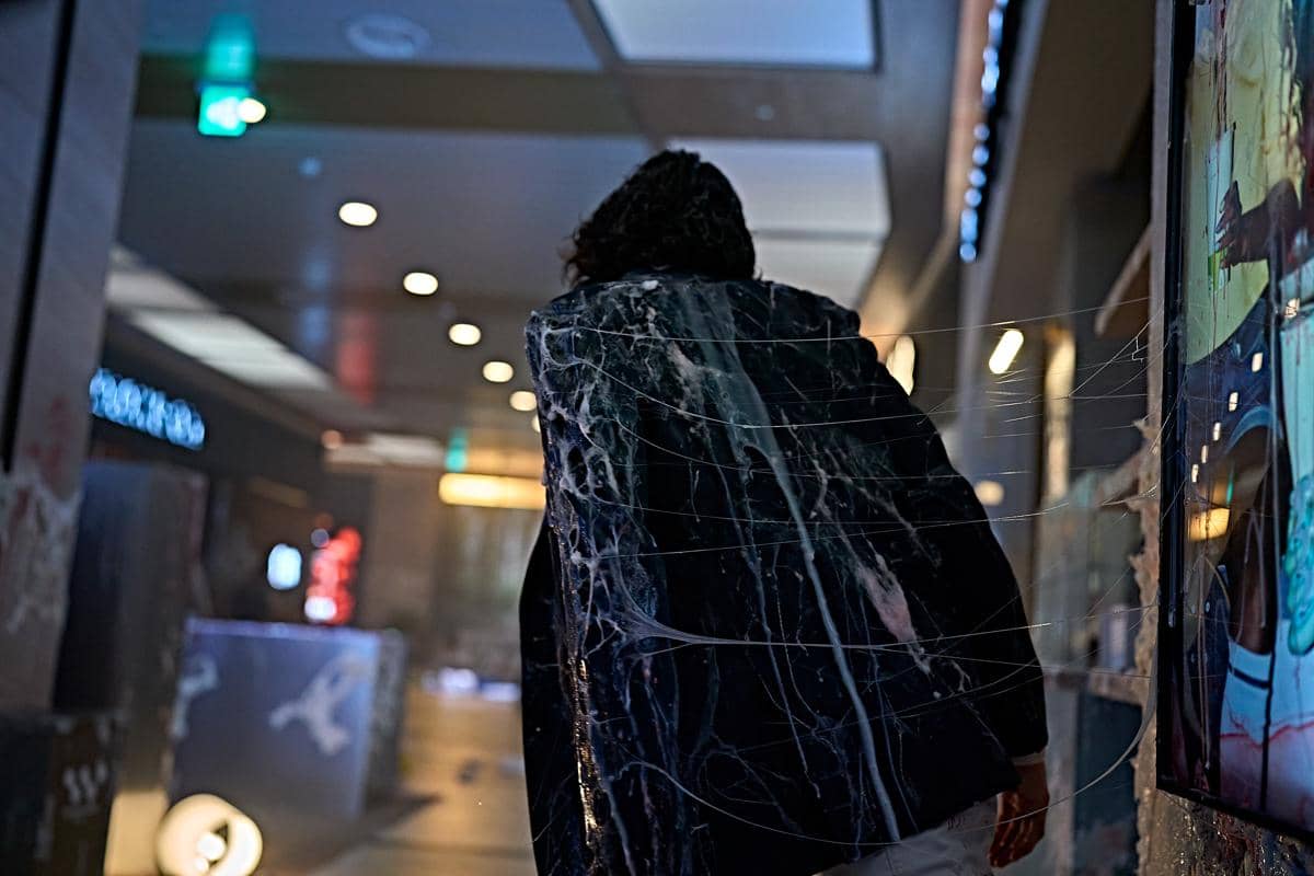 still cut film Colony