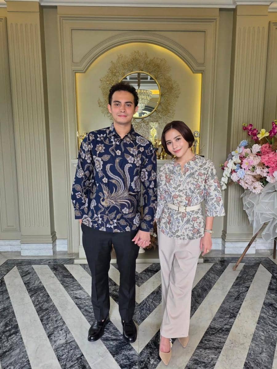 Seleb merayakan lebaran dengan kekasih