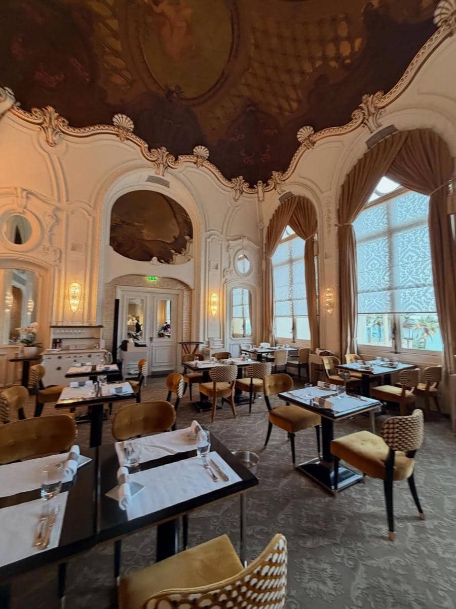 Angel Karamoy jalan-jalan di Monte Carlo, Monako