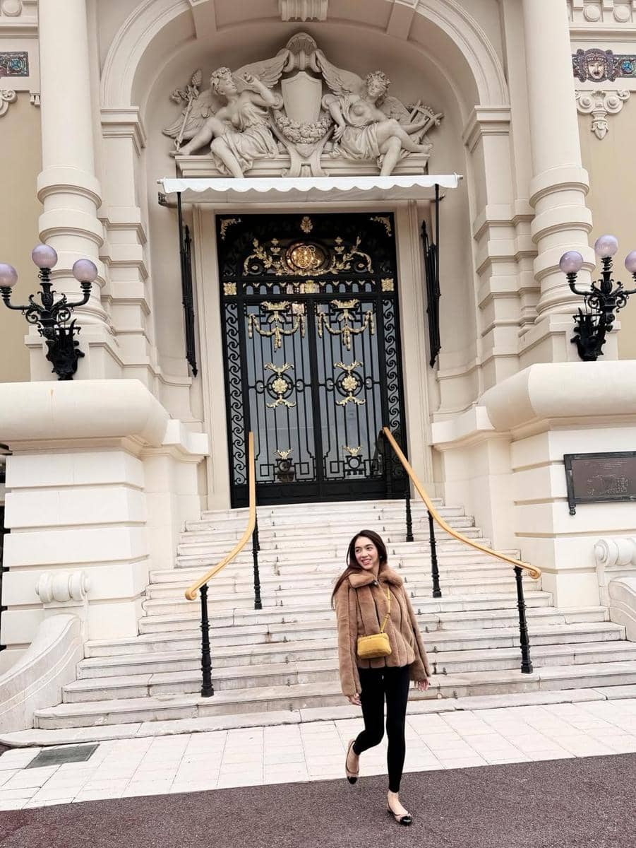 Angel Karamoy jalan-jalan di Monte Carlo, Monako