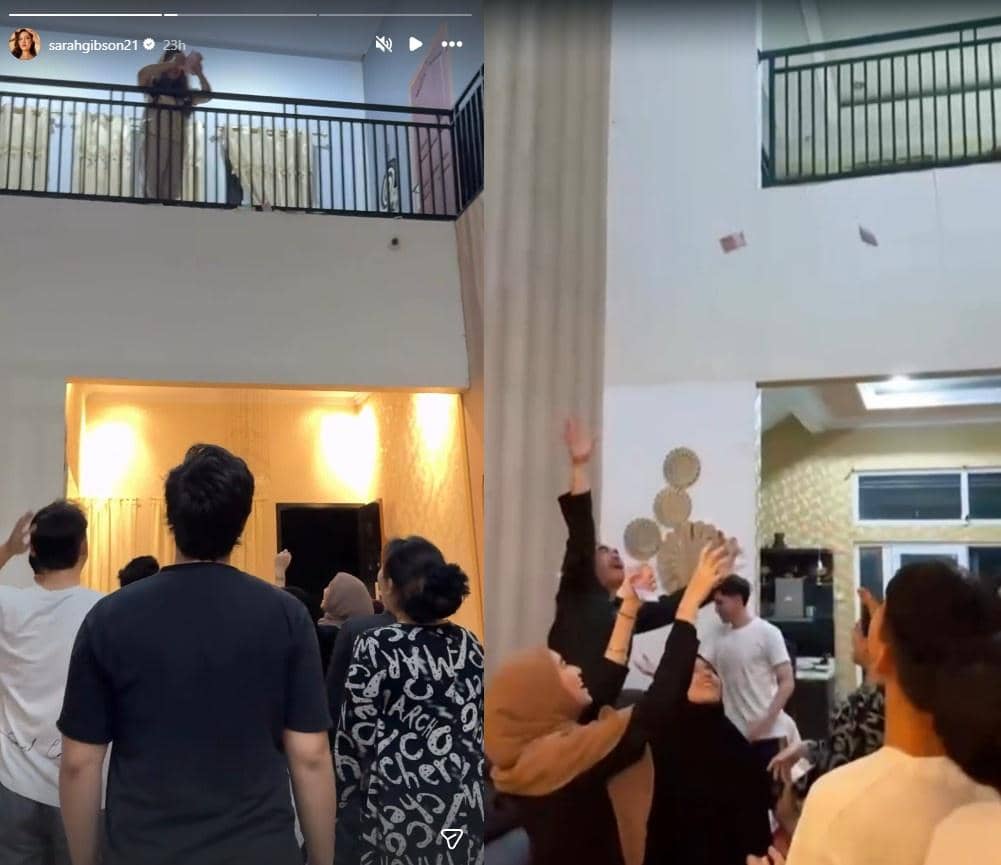 Sarah Gibson bagikan THR Lebaran dengan cara disawer dari atas