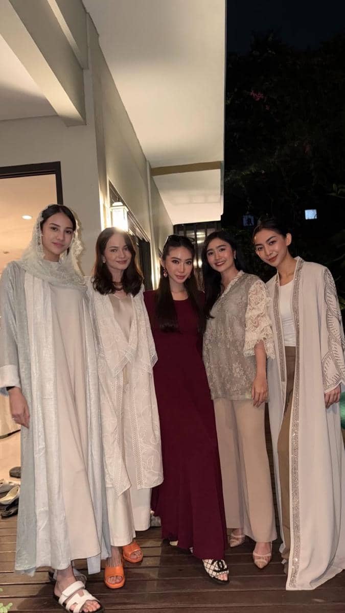 Angie Prijanto, Febby Rastanty, dan Anya Geraldine di acara ulang tahun dan halal bihalal BCL