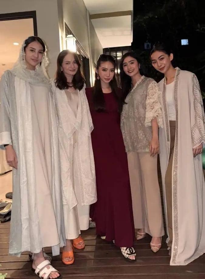 OOTD tamu artis di ultah BCL