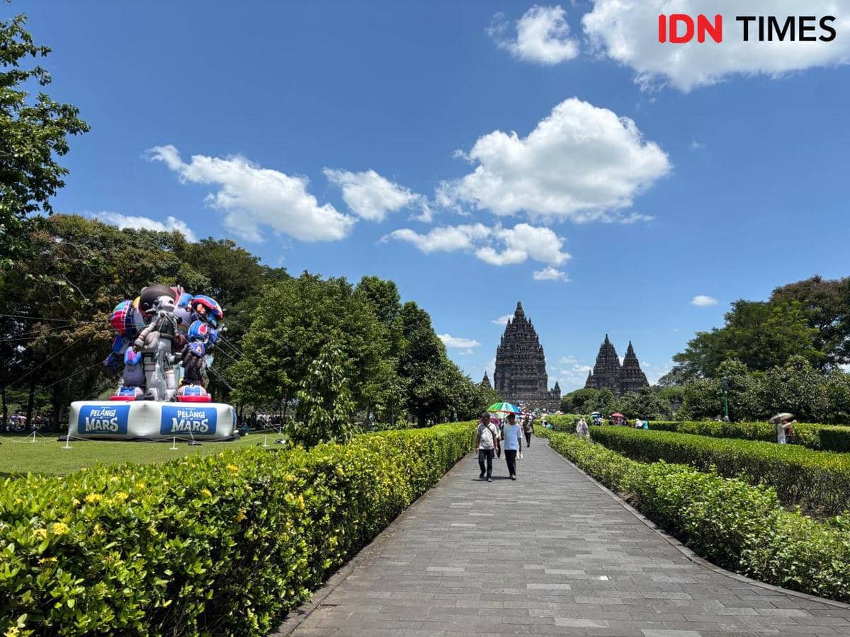 Kawasan wisata Candi Prambanan, Senin (23/3/2026). (IDN Times/Herlambang Jati Kusumo)