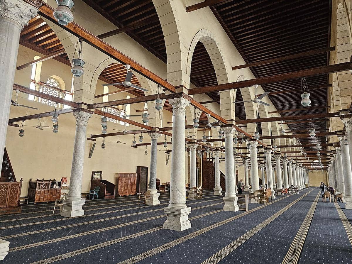 potret aula salat Masjid Amr bin Ash