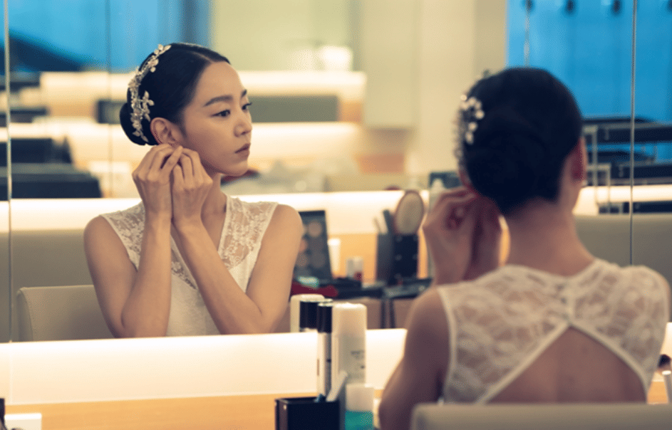 Shin Hye Sun di drama Angel's Last Mission: Love