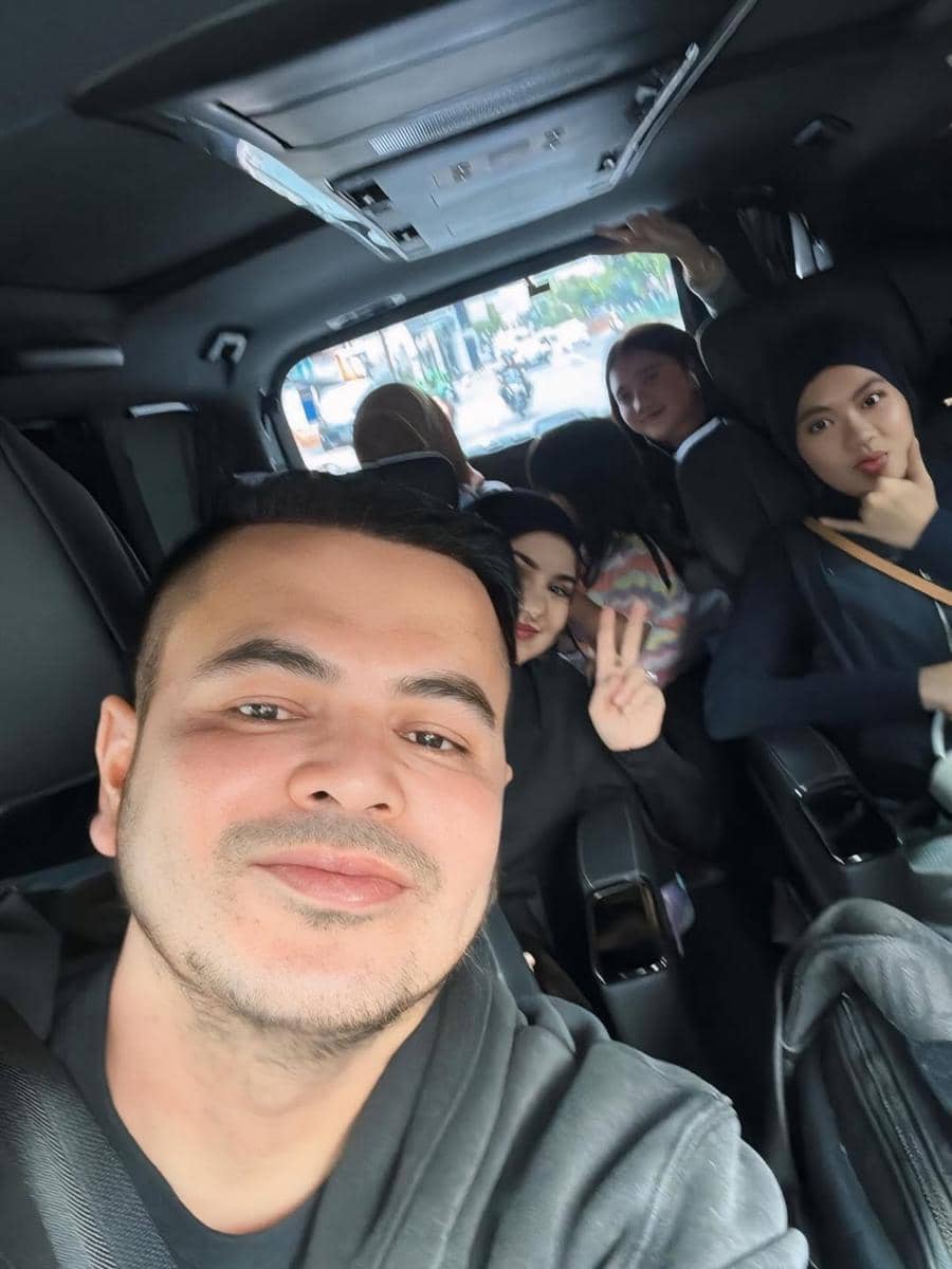 Momen liburan Irish Bella dan keluarga