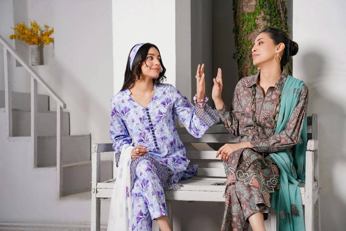 keluarga yang saling bercerita