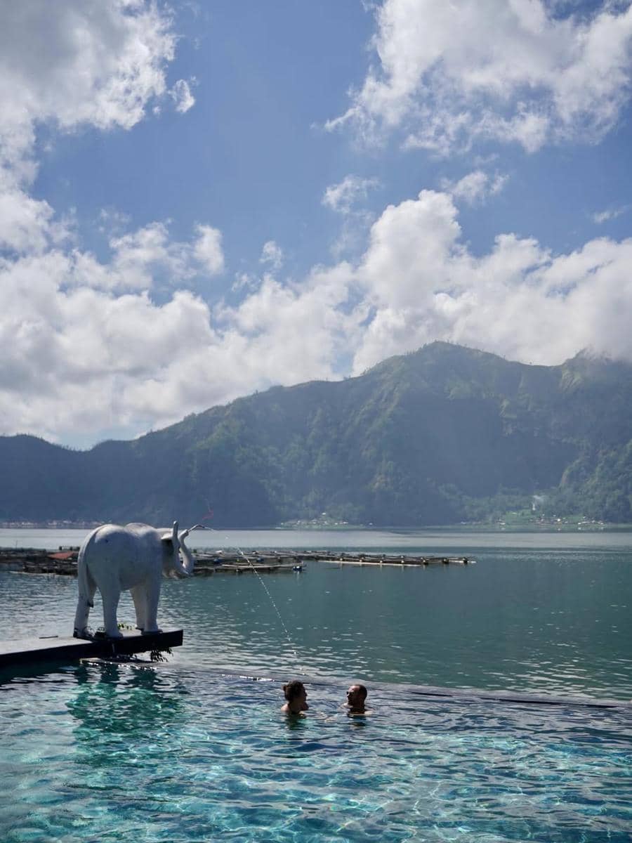 kolam pemandian air panas Toya Devasya (instagram.com/toyadevasya)
