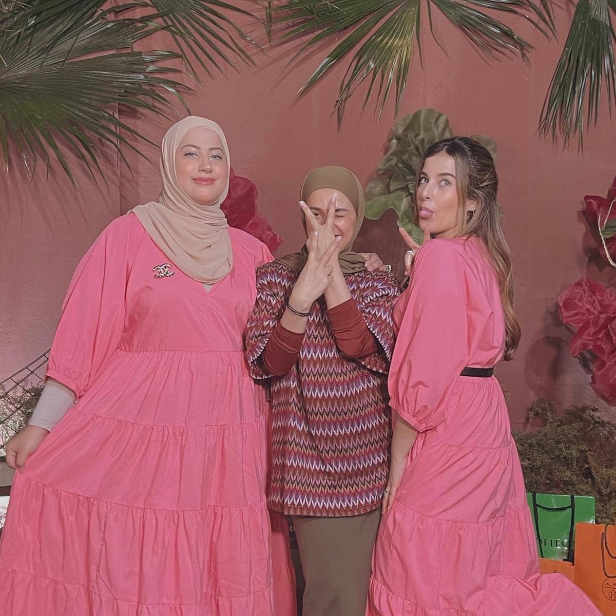 Potret Akrab Tasyi Athasyia, Tasya Farasya dengan Sang Kakak (instagram.com/selvisalavia)